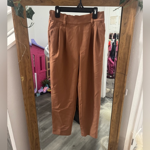 LOFT High Rise Tapered Leg Pants- XSP - Picture 2 of 4